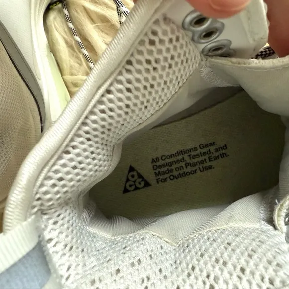 Nike ACG Gaiadome Gore-Tex White Boots
