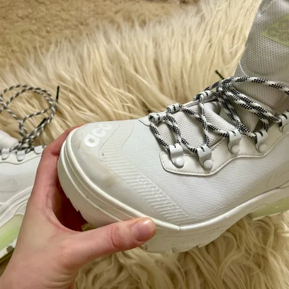 Nike ACG Gaiadome Gore-Tex White Boots