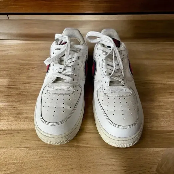 Nike Air Force 1 ‘07 LV8 Mens Size 10.5White Athletic Shoes Sneakers 823511-106