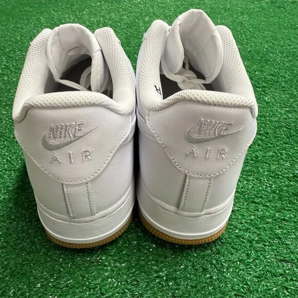 Nike  Air Force 1 White Mens Shoes DJ2739-100 VNDS Sz 11