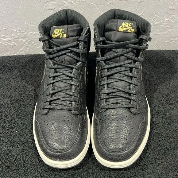 🔥🏀 NIKE AIR JORDAN 1 City Of Flight Sz 10.5  Black/Gold Basketball Shoes - EUC