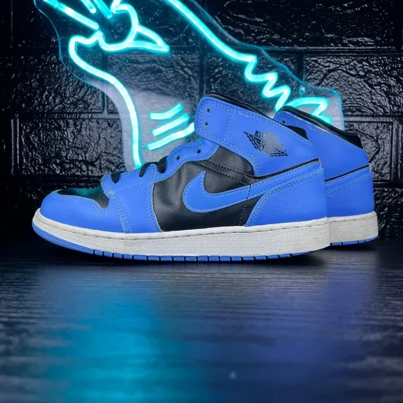 Nike Air Jordan 1 Mid UNC University Blue Kids Boys Basketball Shoes - 5Y