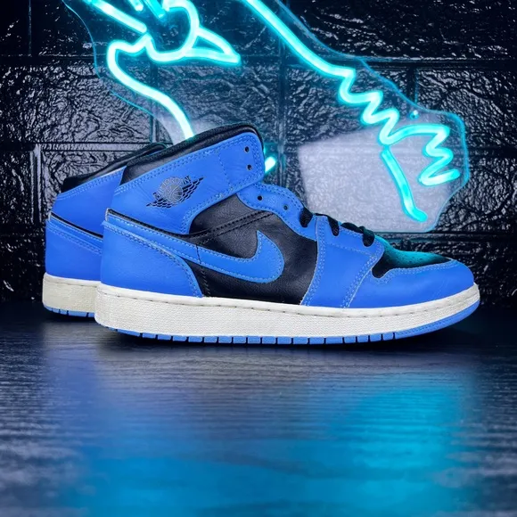 Nike Air Jordan 1 Mid UNC University Blue Kids Boys Basketball Shoes - 5Y