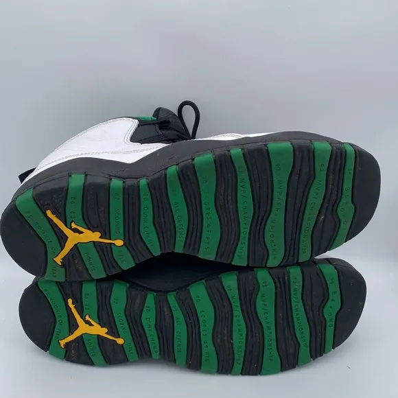 Nike Air Jordan 10 Retro BG 'Seattle' 2019 / Boys Size 6.5 Youth / 31080…