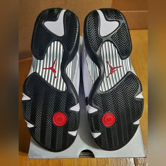 Nike Air Jordan 14 &quot;Black Toe&quot;
