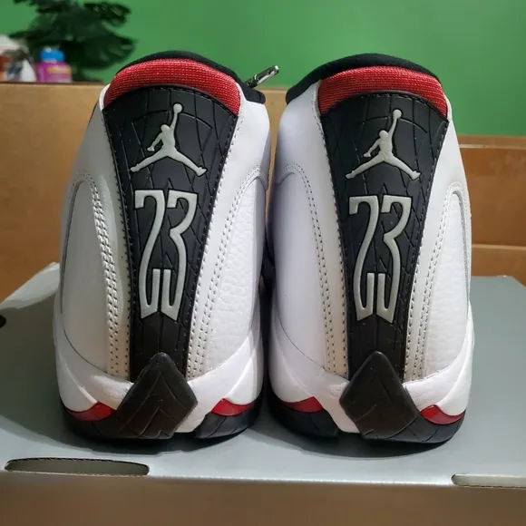 Nike Air Jordan 14 &quot;Black Toe&quot;
