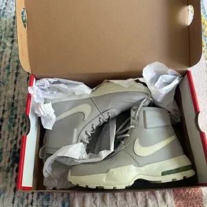 Nike Air Max Goaterra 2.0 Sneaker Boot