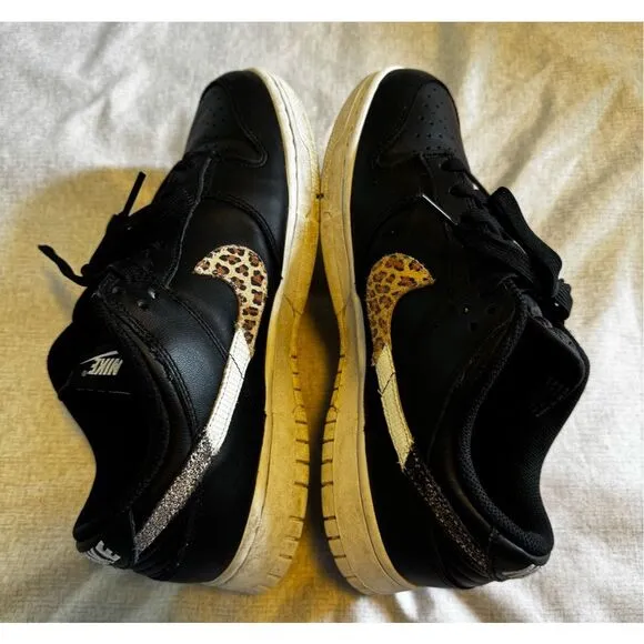 Nike Air Size 10 Women Dunk Low SE Primal Black Used DD7099-001