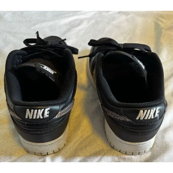 Nike Air Size 10 Women Dunk Low SE Primal Black Used DD7099-001