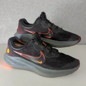 Nike Air Zoom Winflo 8 Shield Men's Size 11 Shoes Sneakers‎ DC3727 200