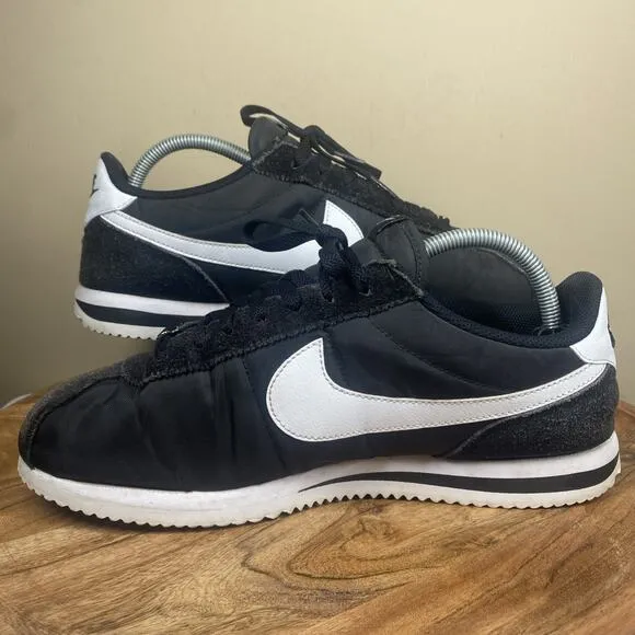 Nike Cortez Basic Nylon Obsidian Mens Black And White Size 11.5 Shoes Sneakers