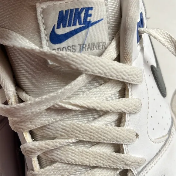 Nike Cross Trainer Low White Particle Grey Men Cross Training Shoes Size 11.5