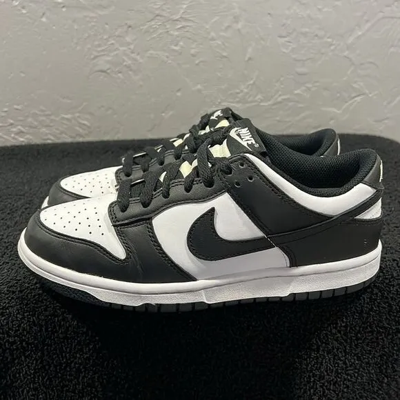 🔥🔥 NIKE DUNK LOW “PANDA” Retro Sneaker Shoes Big Kids Sz 7Y - EXCELLENT Dunks