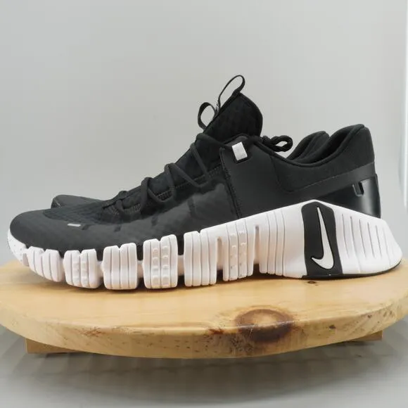 Nike Free Metcon 5 TB Mens Size 21 Shoes Cross Training Black White Sneakers nby