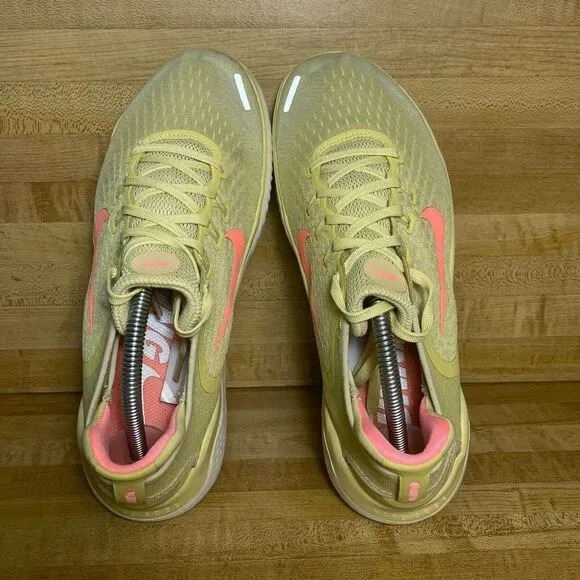Nike Free RN 2018 Womens Round Toe Running Shoes Yellow Size US 11 A01911-700