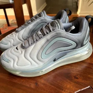 Nike Gray Air Max 720 Women’s Sneakers Shoes