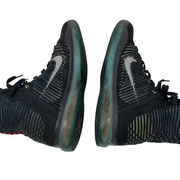 Nike Kobe 10 Elite Commander Size 10 Black Sneakers (Retail Price $300)