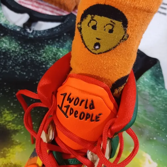 Nike Kyrie Irving 8 Infinity 1 World 1 People Mens 10  Orange DO9614 800 NO BOX!