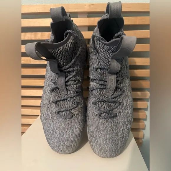 Nike LeBron 15 City Series Size 10.5
