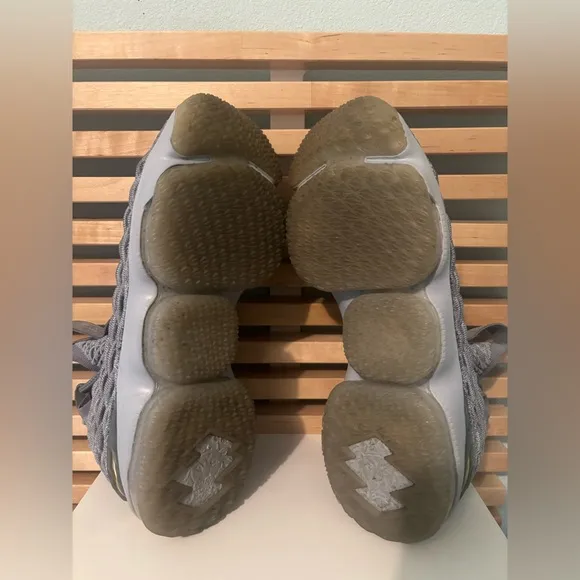 Nike LeBron 15 City Series Size 10.5