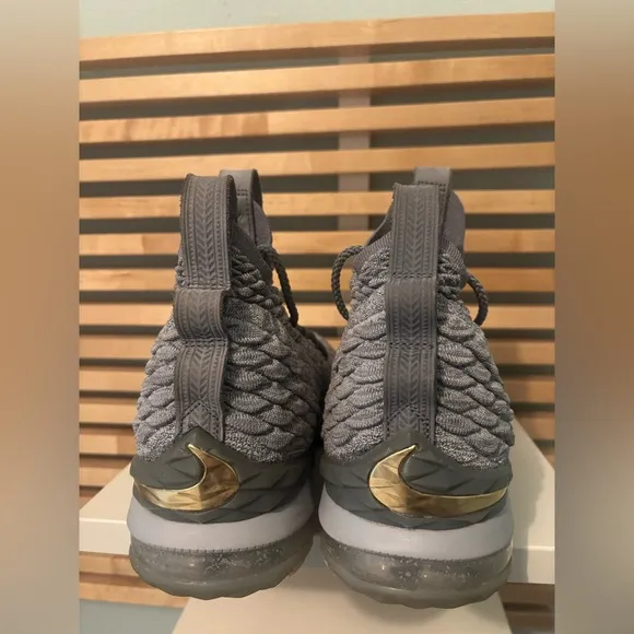 Nike LeBron 15 City Series Size 10.5