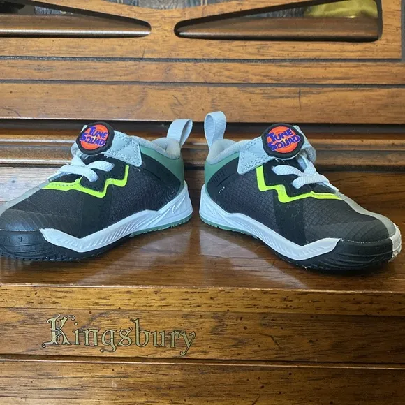 Nike Lebron XVIII Low (TD) (Infant/Toddler) Space Jam Tune Squad shoes 6C