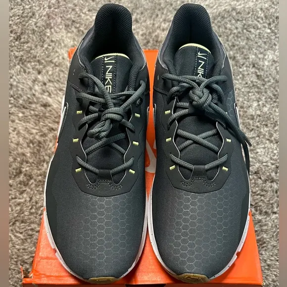 Nike Legend Essential 2 Men’s Running Shoes - CQ9356-016