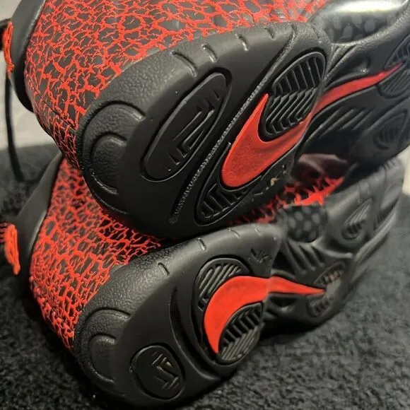 🏀 NIKE Little Posite One Lava Kid Sz 2Y Foamposite Sneakers Black/Red - PERFECT