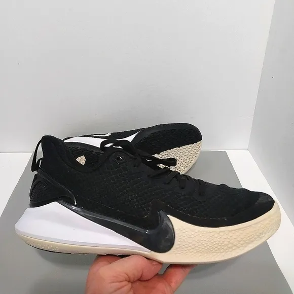Nike Mamba‎ Focus Kobe Sneakers, Size 8.5W| EUR 40