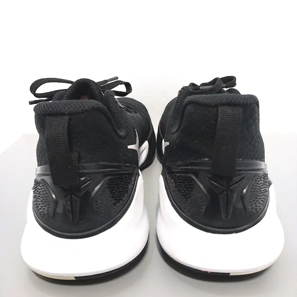 Nike Mamba‎ Focus Kobe Sneakers, Size 8.5W| EUR 40