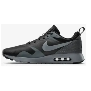 Nike Men's Air Max Tavas Running Shoes Training Sneakers Tennis Shoes, Sz 9.5