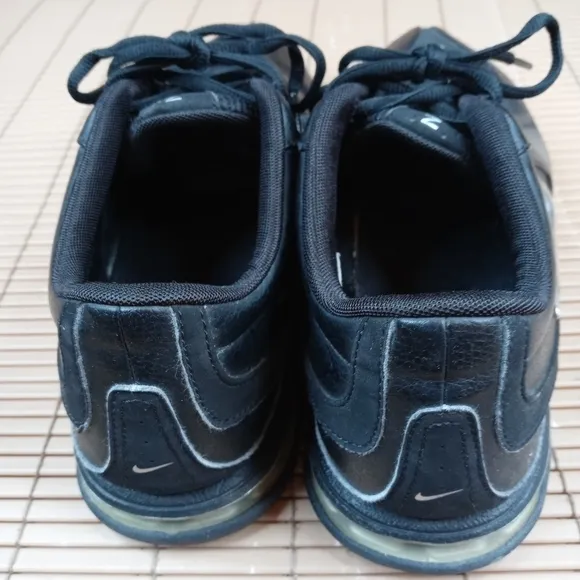 Nike Mens Black Size 10.5 Reax TR III 3 Shoes Runn