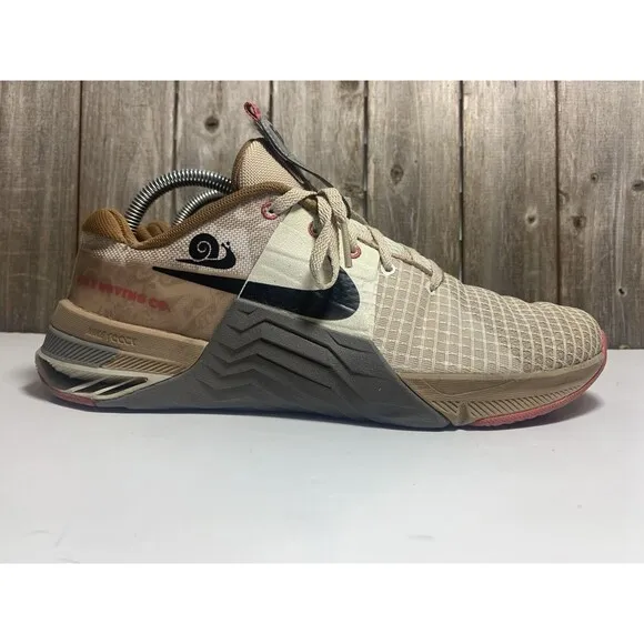 Nike Metcon 8 AMP Snail Moving Co. Sanddrift Mens Sz 9 Training Shoes DV1206-100