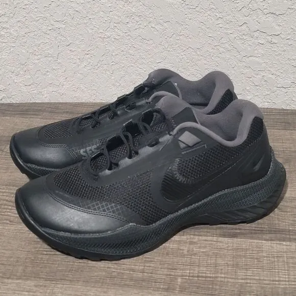 Nike React SFS Carbon Low Triple Black Shoes Mens Size 7 CZ7399-001 Tactical