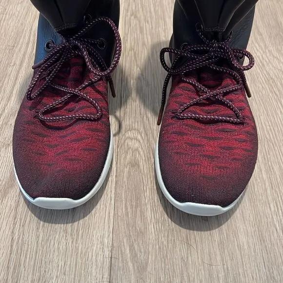 Nike Roshe Two Flyknit Hi 861708-600 Deep Burgundy-Red Women Size 10 Boots