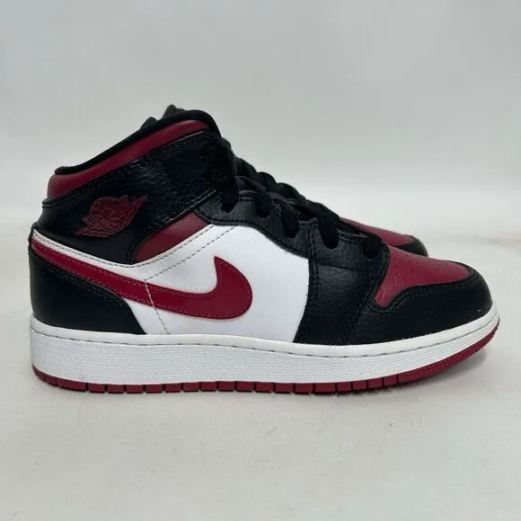 Nike Shoes Air Jordan 1 Mid GS “Bred Toe/Noble Red” 2024