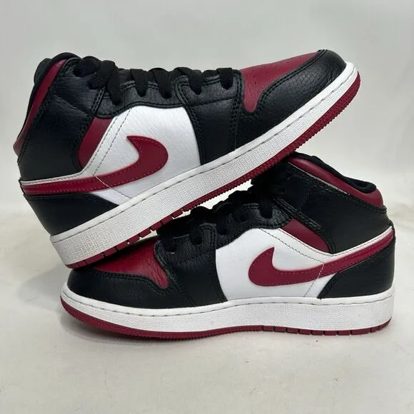 Nike Shoes Air Jordan 1 Mid GS “Bred Toe/Noble Red” 2024