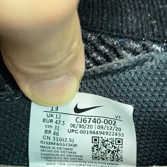 Nike Shoes Mens Size 13 Air VaporMax 2020 Flyknit CJ6740-002 Gay Black