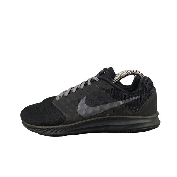 Nike Shoes Womens 7 Athletic Sneaker Downshifter 7 Running Training Active Black