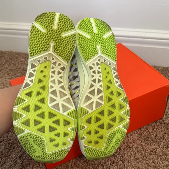 Nike Train Ultrafast Flyknit Mens Cross Training Shoes
