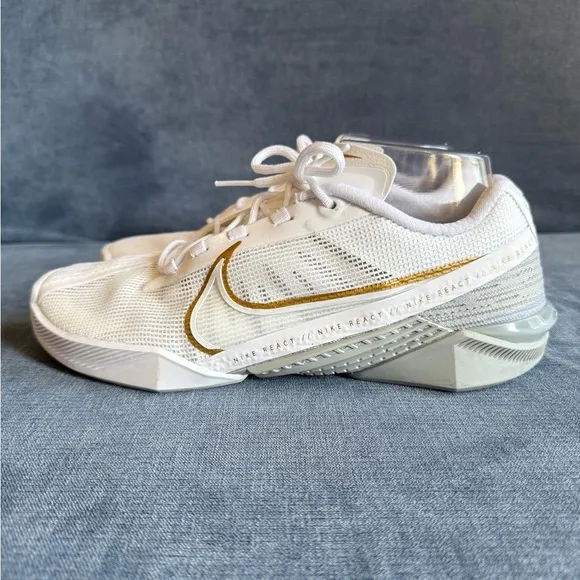 Nike Womens React Metcon Turbo White Gold Training Lace Up Athletic Shoes SZ9.5