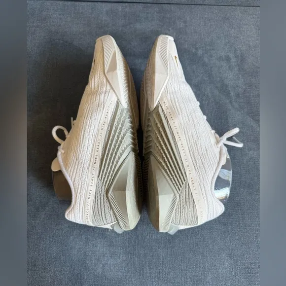 Nike Womens React Metcon Turbo White Gold Training Lace Up Athletic Shoes SZ9.5