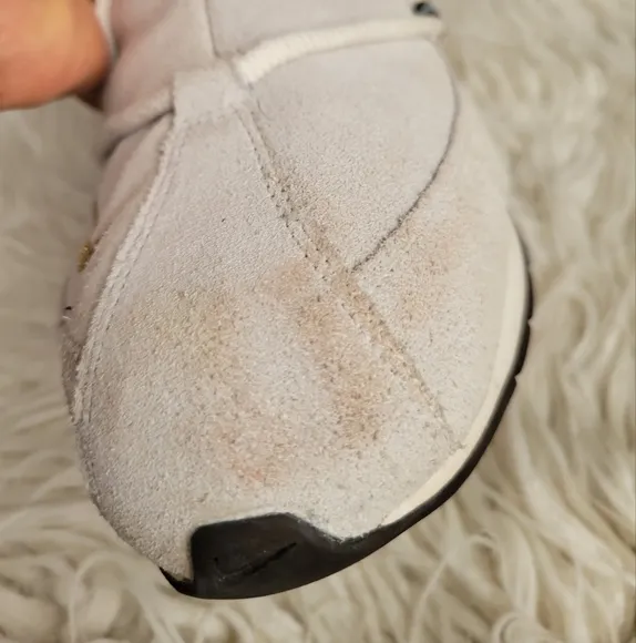 Nike Women's White Winter Boots