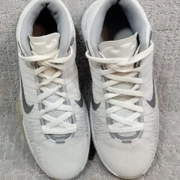 Nike Zoom Ascention Air Mag Fly Knit Youth's Size 5Y Silver White Athletic Shoes