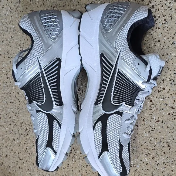 Nike Zoom Vemero 5 Mens