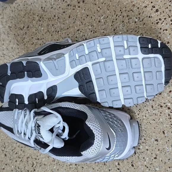 Nike Zoom Vemero 5 Mens