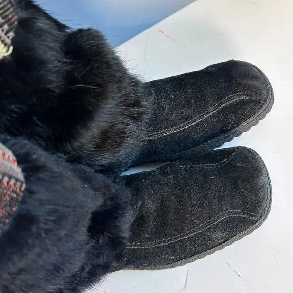 Nine West shearling boots size 8.5 black tassel fur vintage leather snow lug