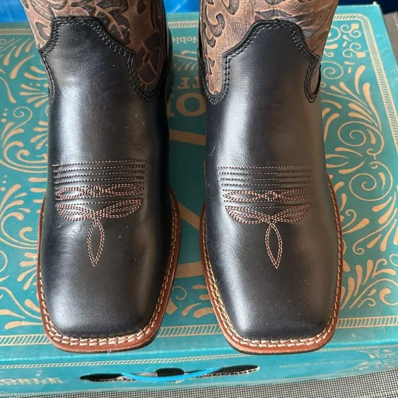Noble Outfitters Women’s Boots NWT