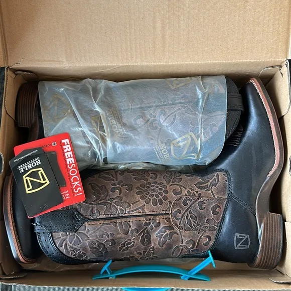 Noble Outfitters Women’s Boots NWT