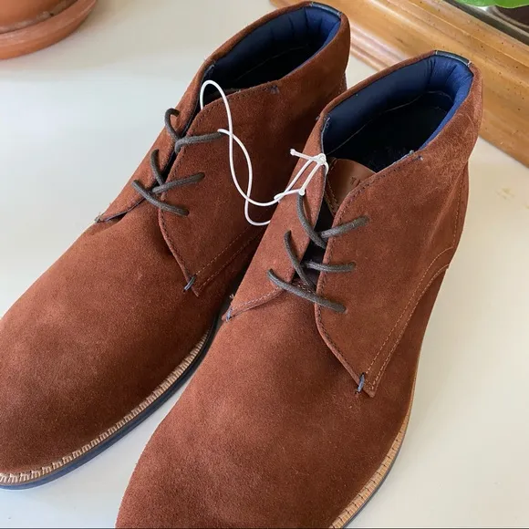 NWOB | Ted Baker London | Suede Chukkas